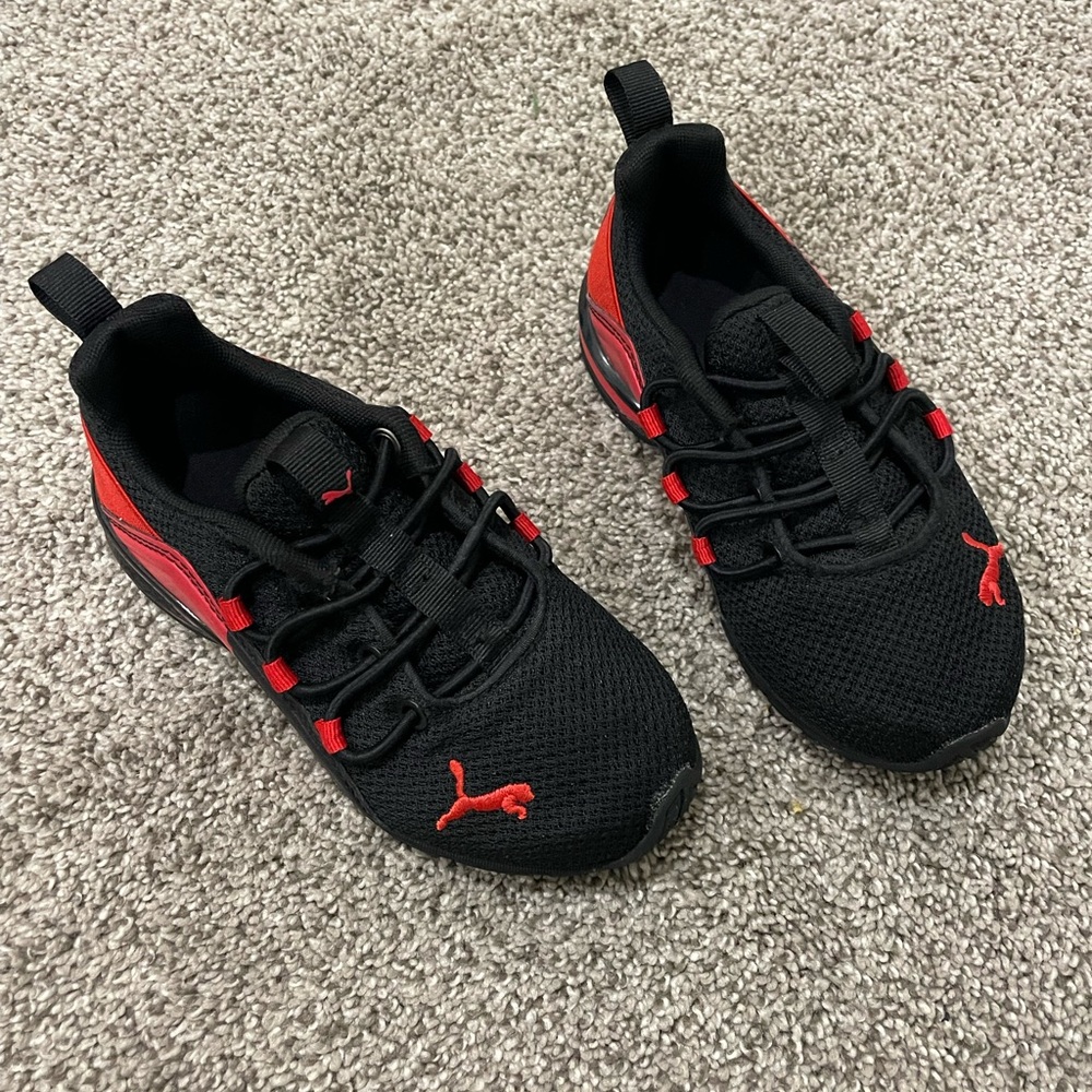 Boys puma shoes size 12 (Toddler boy)